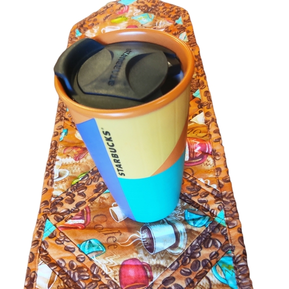 🗺️ Table Runner Homemade Quilted Coffee Cafe Caffeine Themed EUC 32 ½" x  8 ½" - Picture 11 of 12